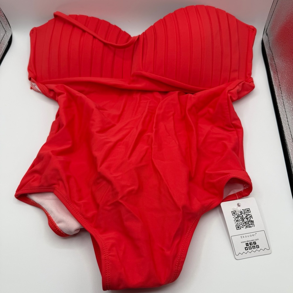 NWT Ekouaer Womens 16 Red Ribbed One Piece Swimsuit Tummy Control Retro Halter